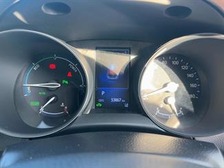 2018 Toyota C-HR - Thumbnail