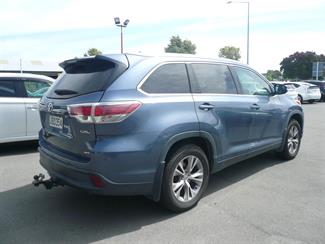 2015 Toyota Highlander - Thumbnail