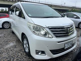 2014 Toyota Alphard - Thumbnail