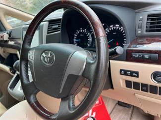 2014 Toyota Alphard - Thumbnail