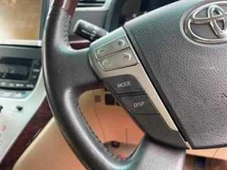 2014 Toyota Alphard - Thumbnail