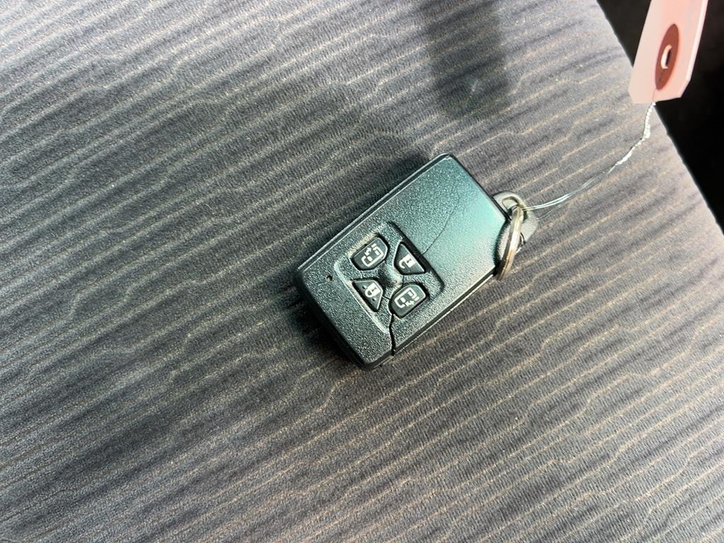 2012 Toyota VELLFIRE