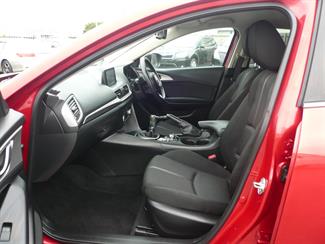 2017 Mazda Axela - Thumbnail