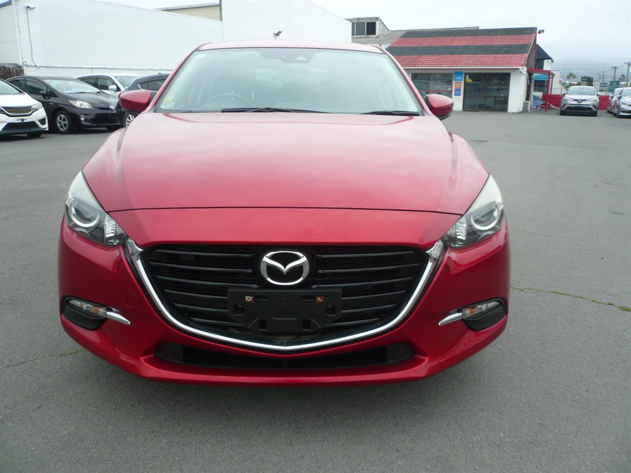 2017 Mazda Axela