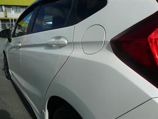 2013 Honda Fit Hybrid automatic - Thumbnail