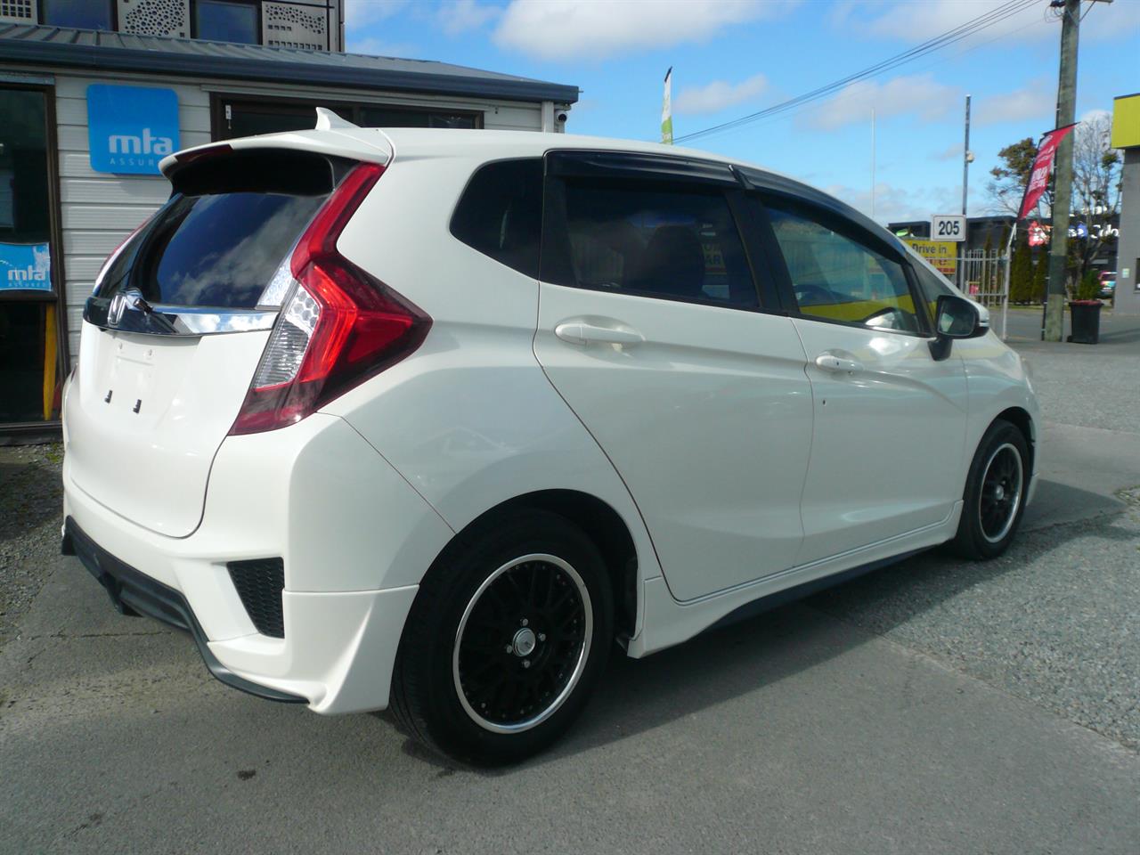 2013 Honda Fit Hybrid automatic