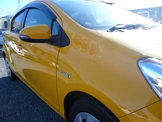 2016 Toyota Aqua - Thumbnail