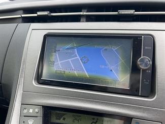 2012 Toyota Prius - Thumbnail