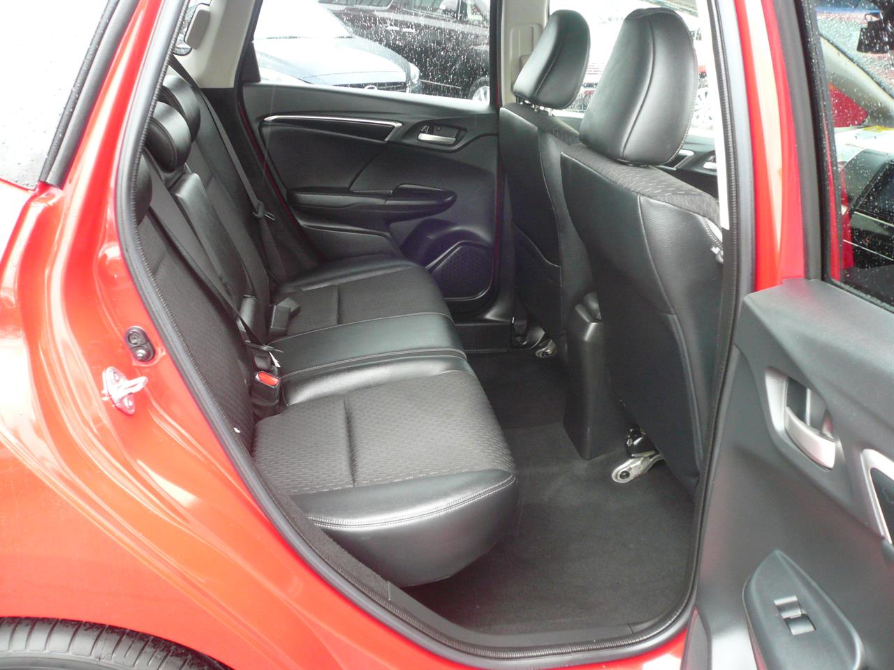 2015 Honda Fit 1500cc hybrid
