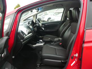 2015 Honda Fit 1500cc hybrid - Thumbnail