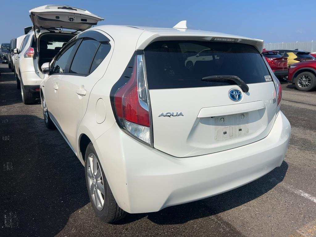 2015 Toyota Aqua