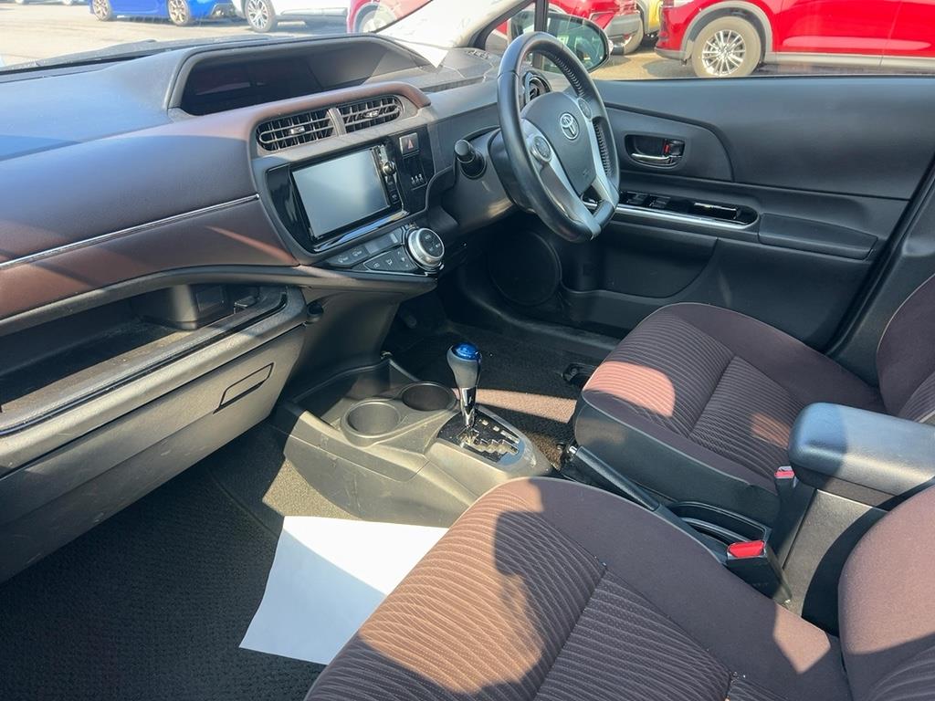 2015 Toyota Aqua