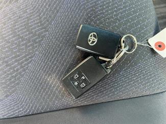 2013 Toyota ESTIMA - Thumbnail