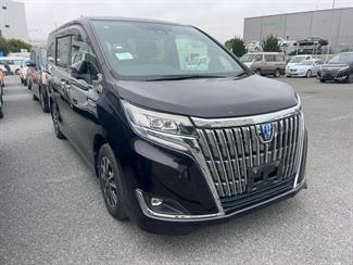 2020 Toyota Esquire - Thumbnail