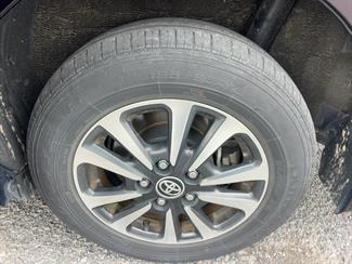 2020 Toyota Esquire - Thumbnail