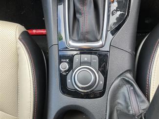 2014 Mazda axela 3 sport 2000cc i stop - Thumbnail