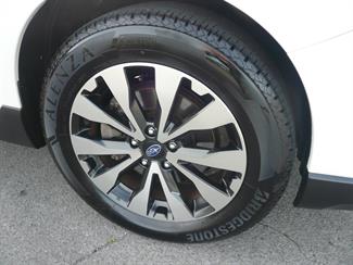 2017 Subaru OUTBACK - Thumbnail
