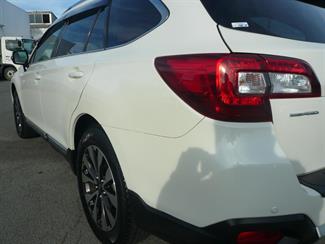 2017 Subaru OUTBACK - Thumbnail