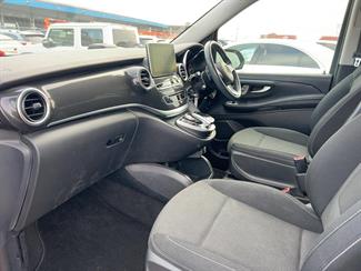2018 Mercedes-Benz V220 D - Thumbnail