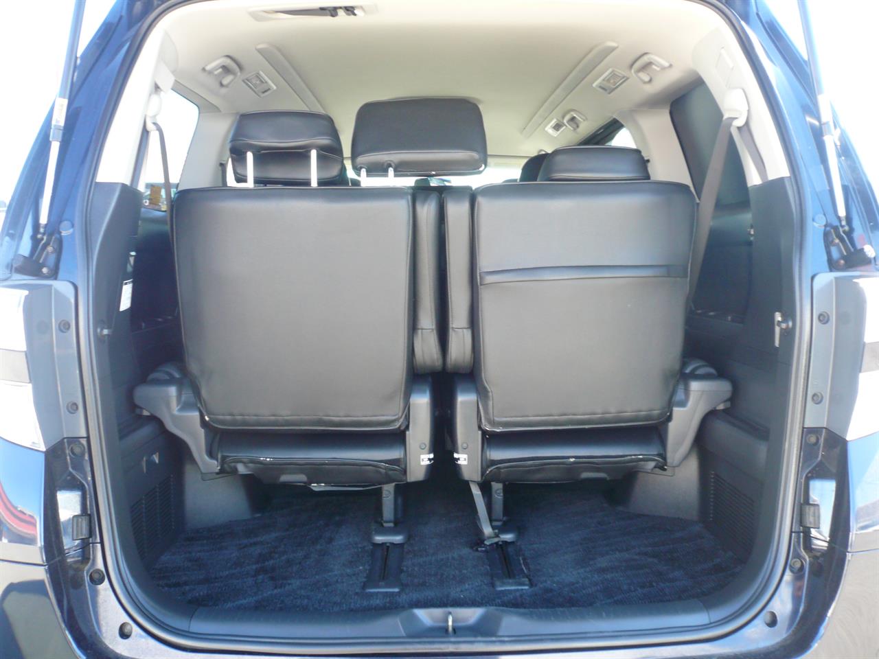 2012 Toyota VELLFIRE