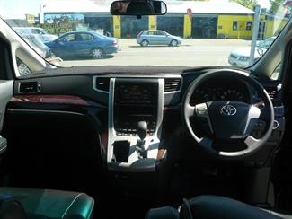 2012 Toyota VELLFIRE - Thumbnail