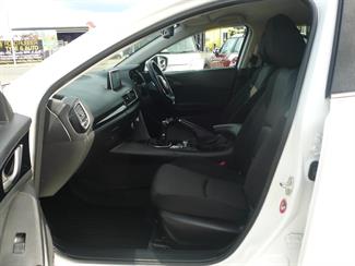 2014 Mazda Axela - Thumbnail