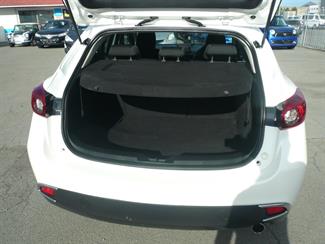 2014 Mazda Axela - Thumbnail