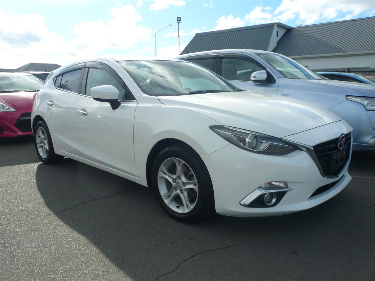 2014 Mazda Axela