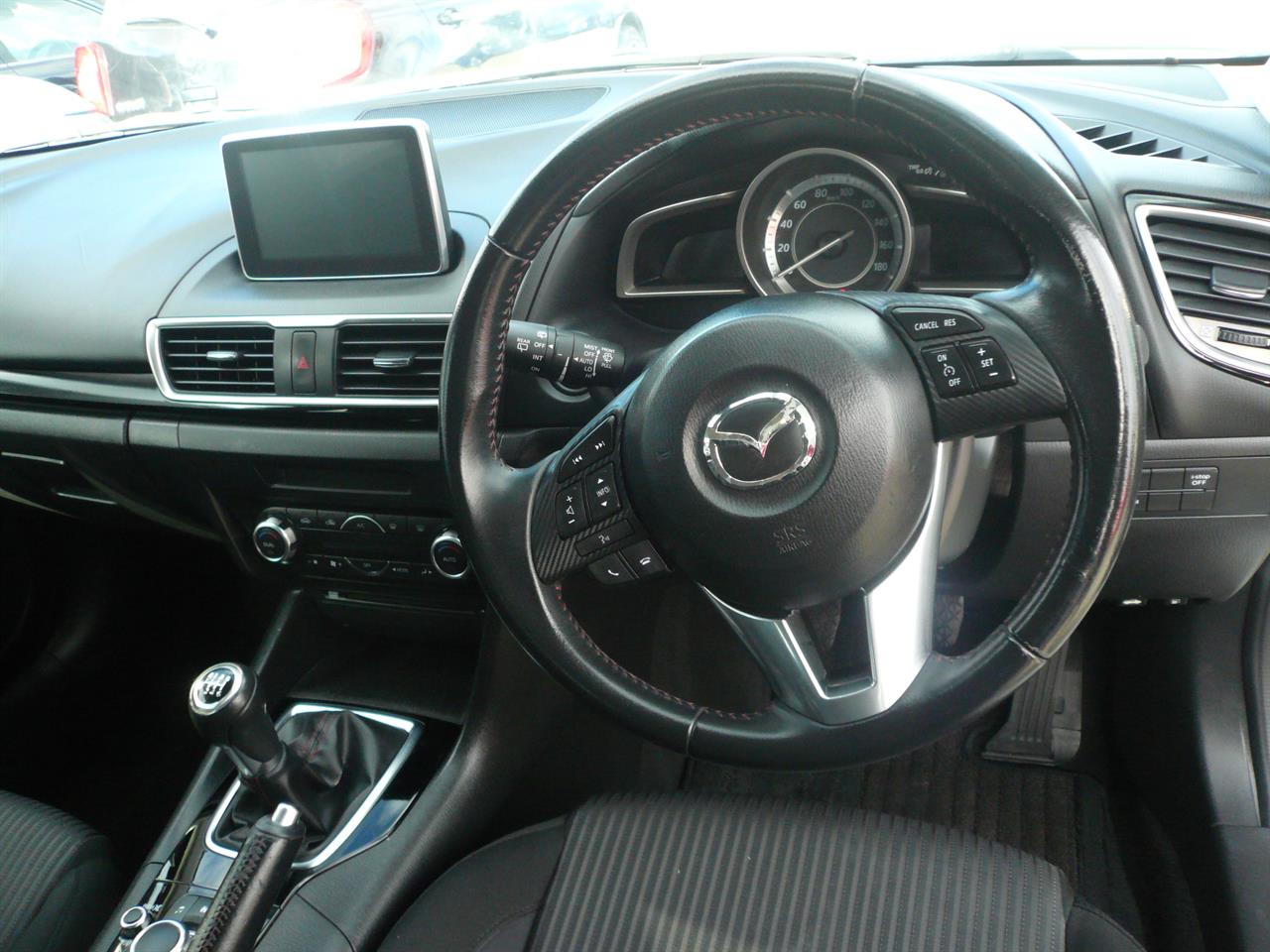 2014 Mazda Axela