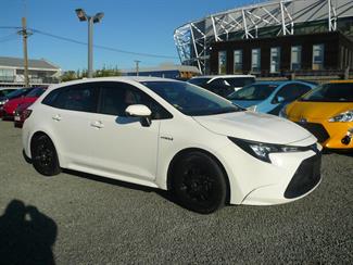 2020 Toyota COROLLA - Thumbnail