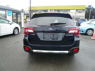 2016 Subaru OUTBACK - Thumbnail