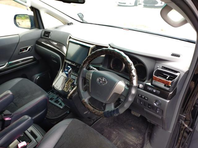 2014 Toyota VELLFIRE