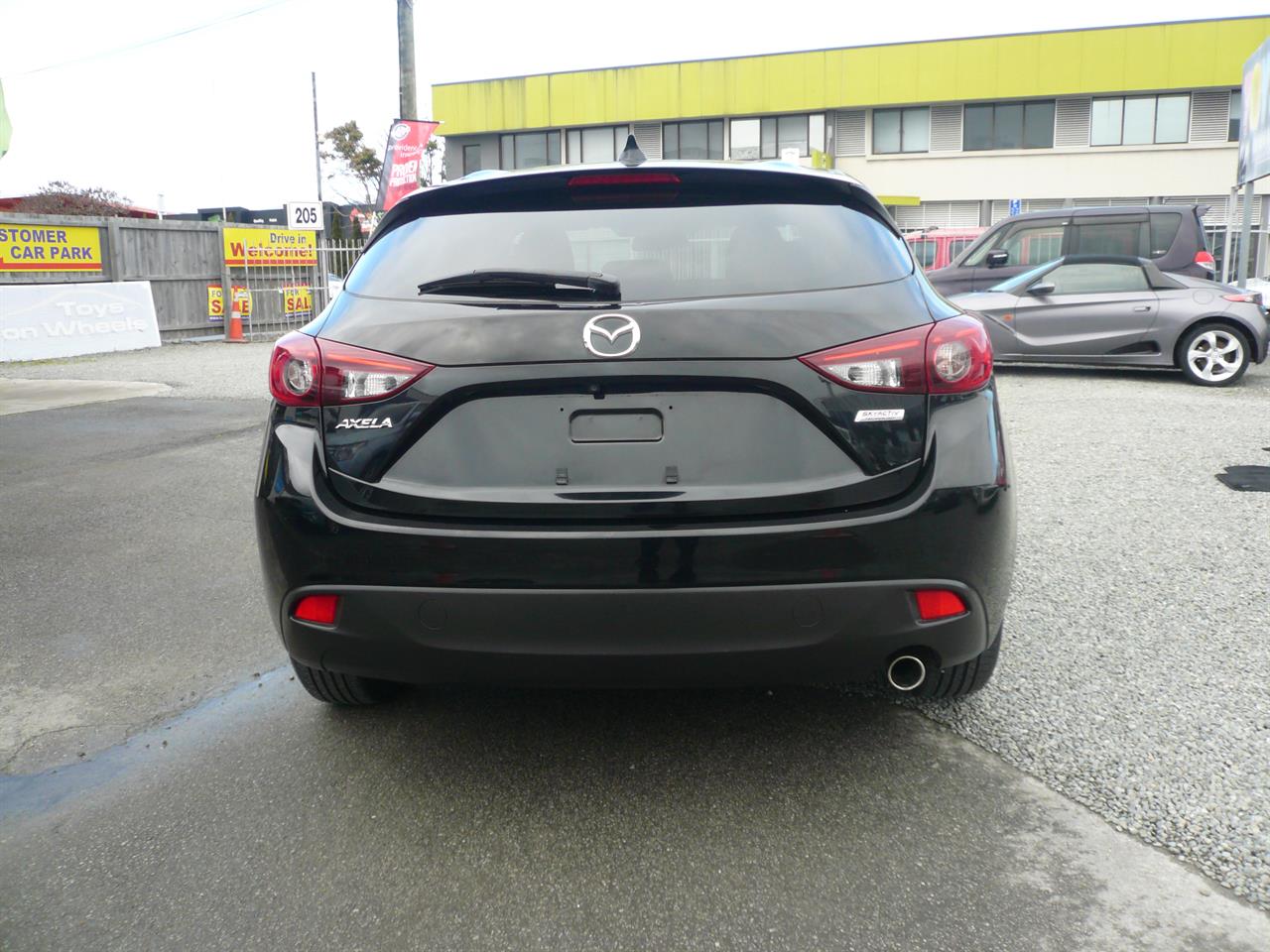 2014 Mazda Axela