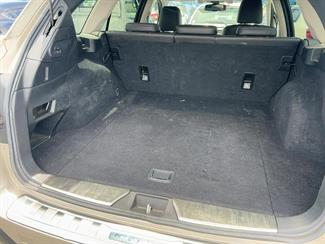 2016 Subaru OUTBACK - Thumbnail