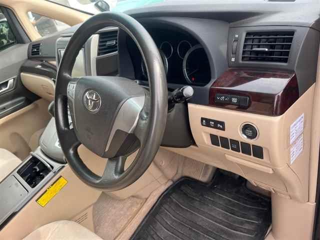 2012 Toyota VELLFIRE