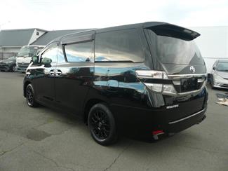 2012 Toyota VELLFIRE - Thumbnail