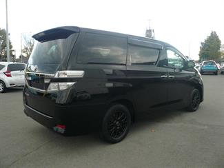 2012 Toyota VELLFIRE - Thumbnail