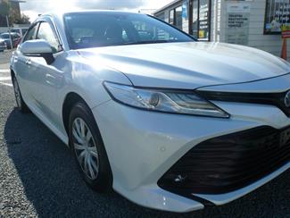 2020 Toyota Camry - Thumbnail