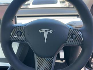 2023 Tesla Model Y - Thumbnail
