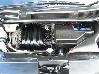 2013 Nissan Serena Hybrid 2000cc - Thumbnail