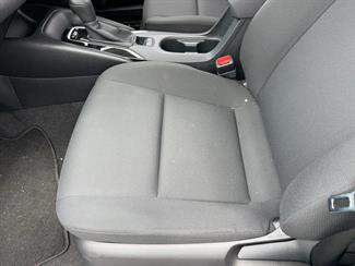 2020 Toyota COROLLA - Thumbnail