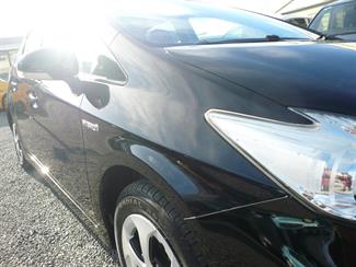 2014 Toyota Prius - Thumbnail