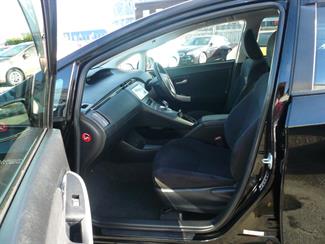 2014 Toyota Prius - Thumbnail