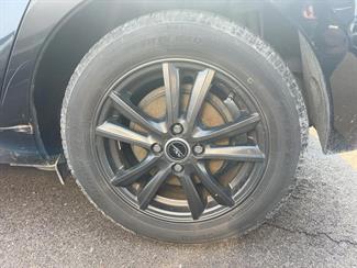 2013 Toyota Aqua - Thumbnail