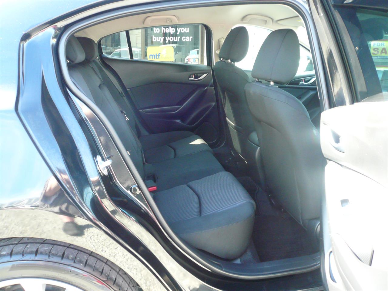 2015 Mazda Axela