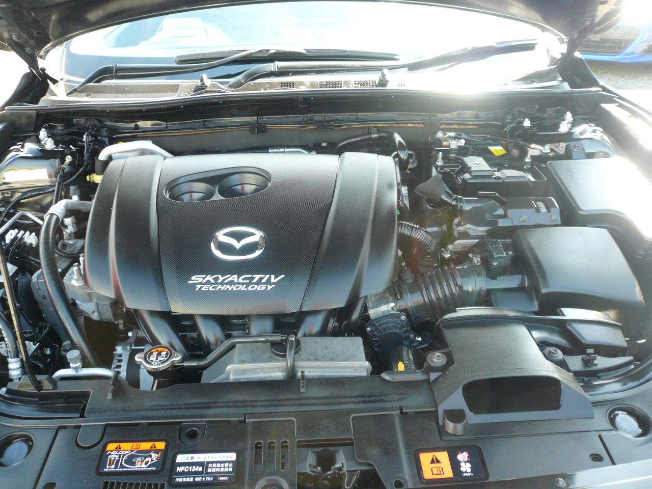 2015 Mazda Axela