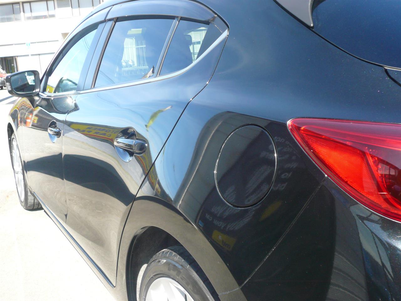 2015 Mazda Axela