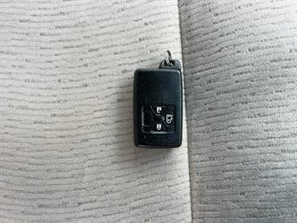 2012 Toyota Alphard - Thumbnail