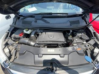 2019 Mercedes-Benz V 220 d - Thumbnail