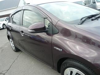 2016 Toyota Aqua - Thumbnail
